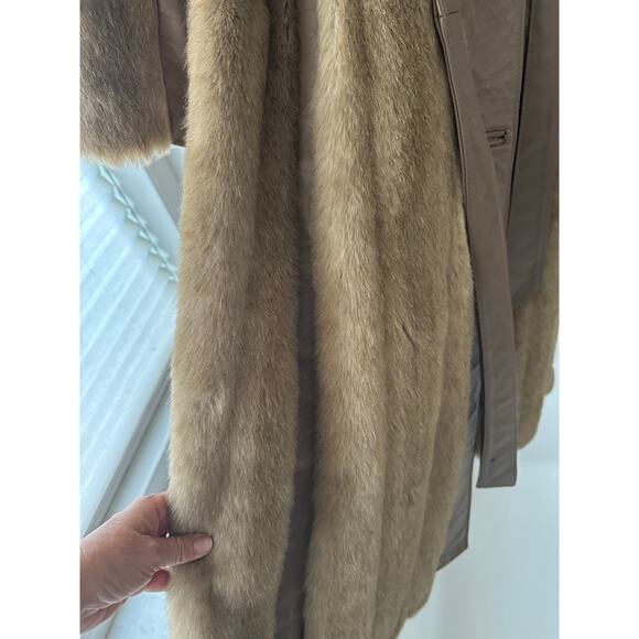 Vintage 70’s style fur coat with leather panels by Jet Set size unknown - Picture 8 of 12
